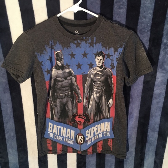 Tops - Batman Vs Superman DC Artistic T Shirt For Women/Youth - Size Small